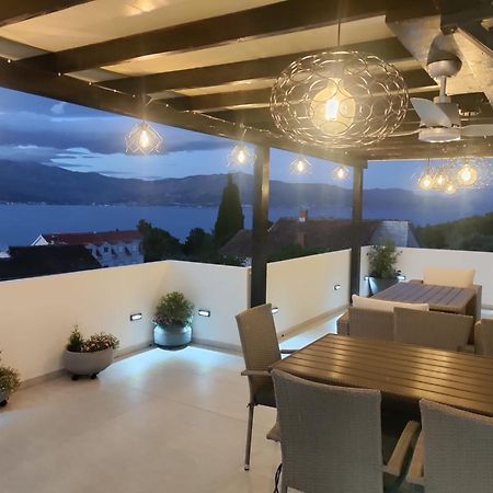 Apartments Brac Супетар Экстерьер фото