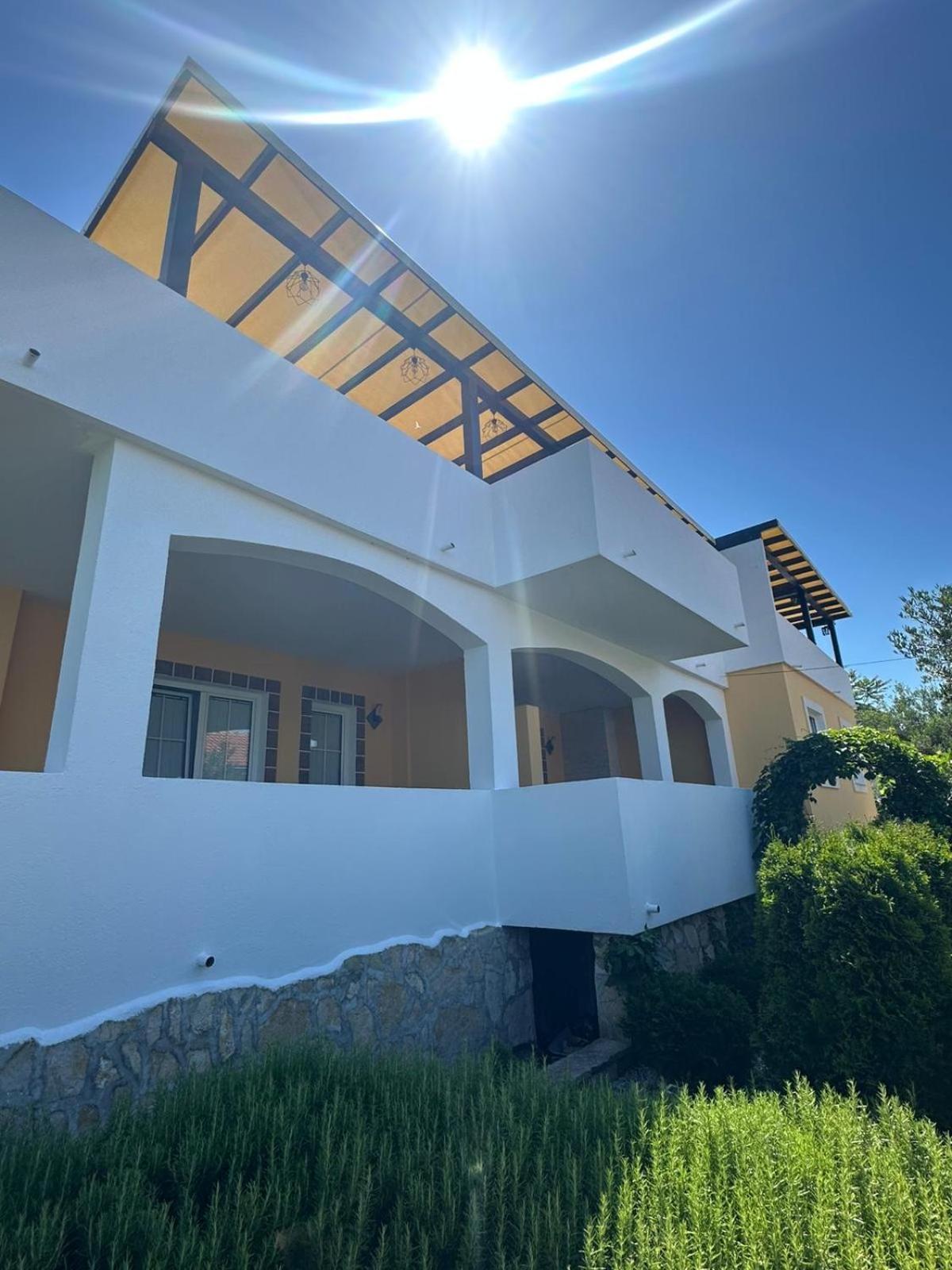 Apartments Brac Супетар Экстерьер фото